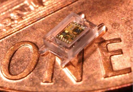 Твердотельные аккумуляторы могут быть размещены в одном корпусе с другими кристаллами